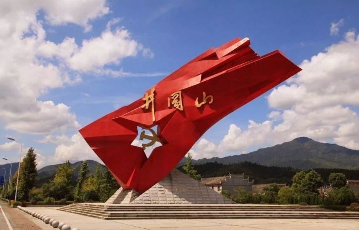 井岡山、廬山、鄱陽湖石鐘山、景德鎮、婺源篁嶺、三清山六日游